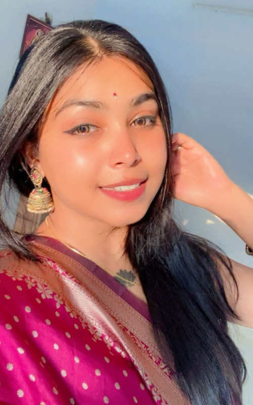 Adyar Escort Aliya
